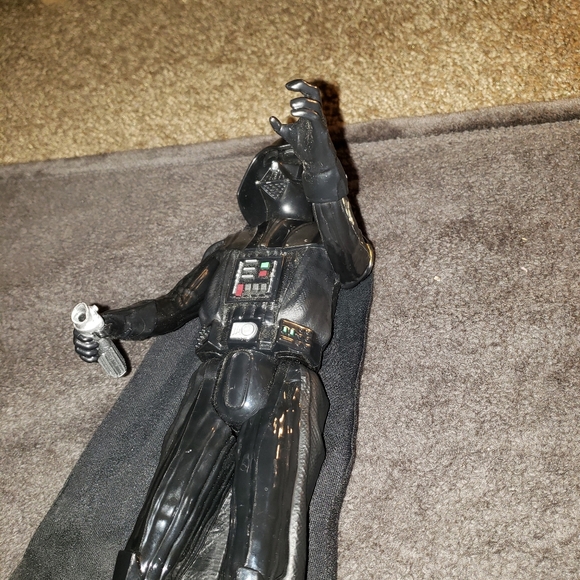 Darth Vader figure - Picture 3 of 3